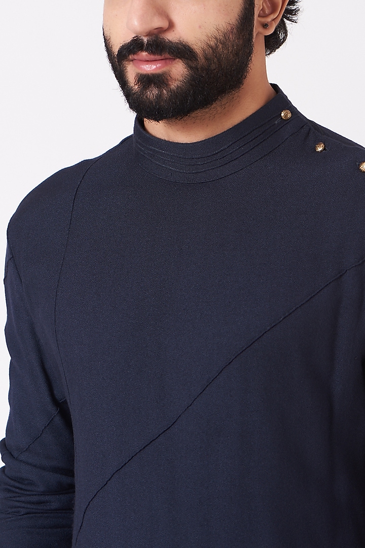 Midnight Blue Hand Embroidered Kurta Set by Jatin Malik at Pernia's Pop Up Shop