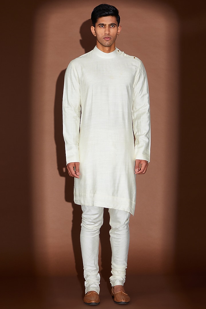 White Silk Embroidered Groom Sherwani Set by Jatin Malik at Pernia's Pop Up Shop