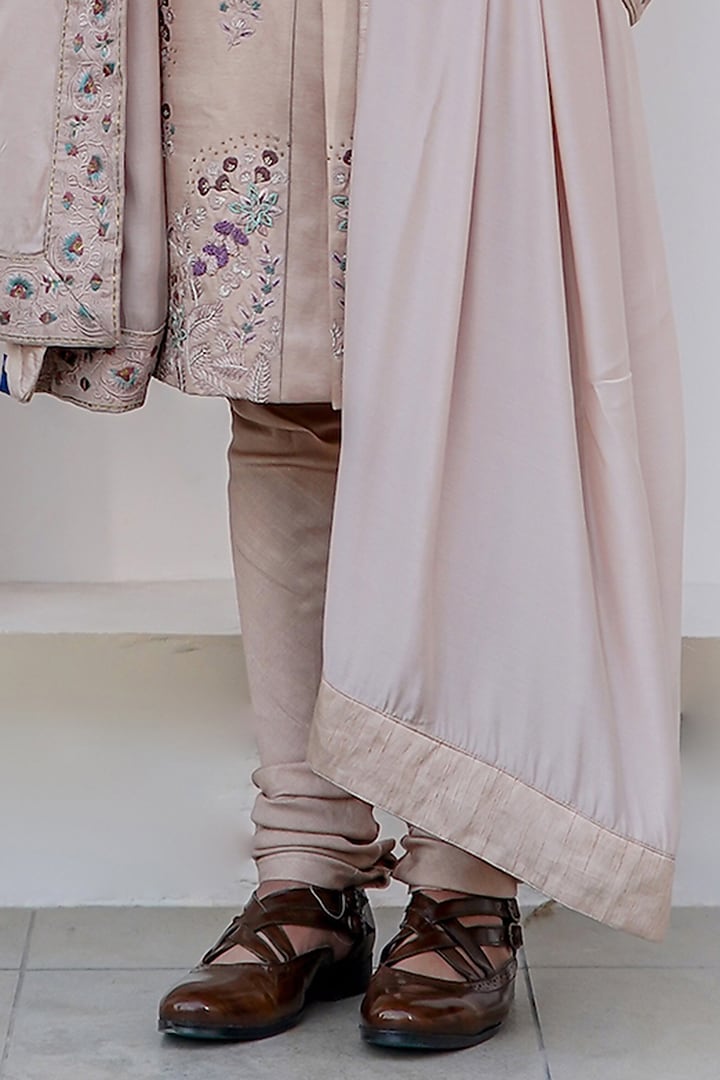 Blush Pink Linen Silk Hand Embroidered Sherwani Set by Jatin Malik at Pernia's Pop Up Shop