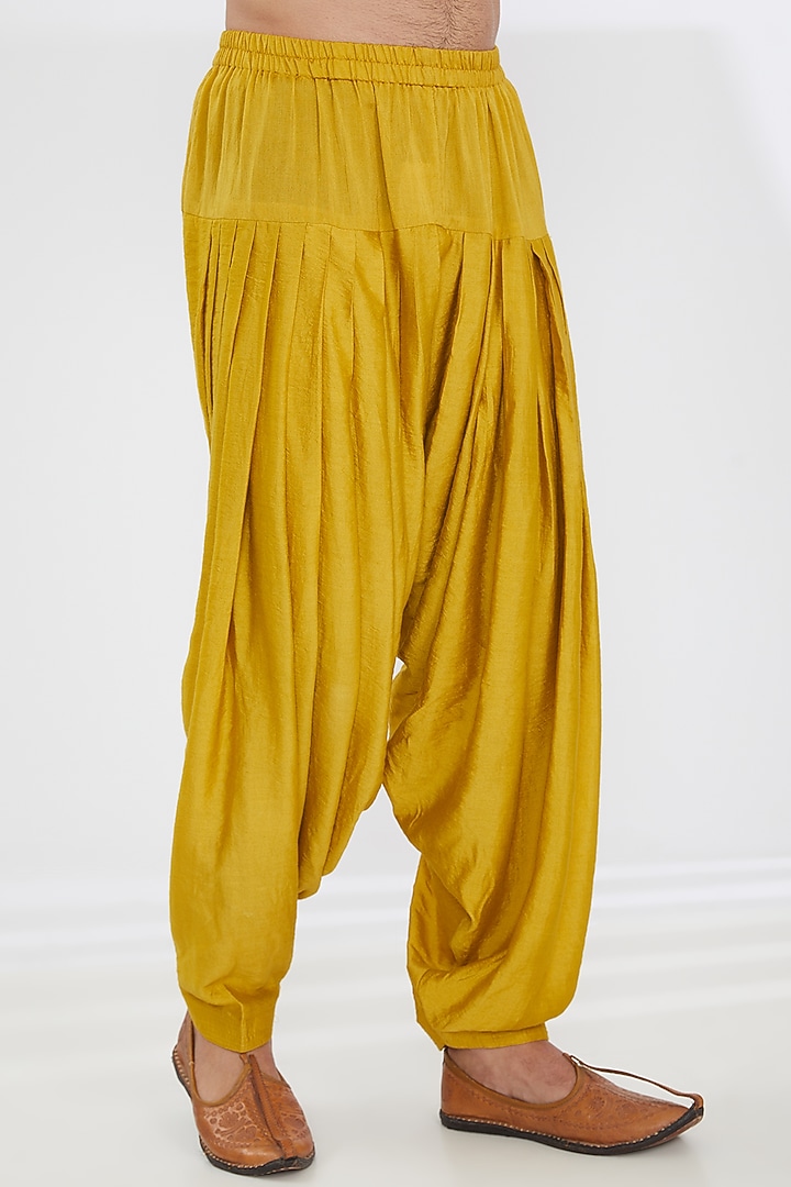 Mustard Silk Embroidered Kurta Set by Joy Mitra Men at Pernia's Pop Up Shop