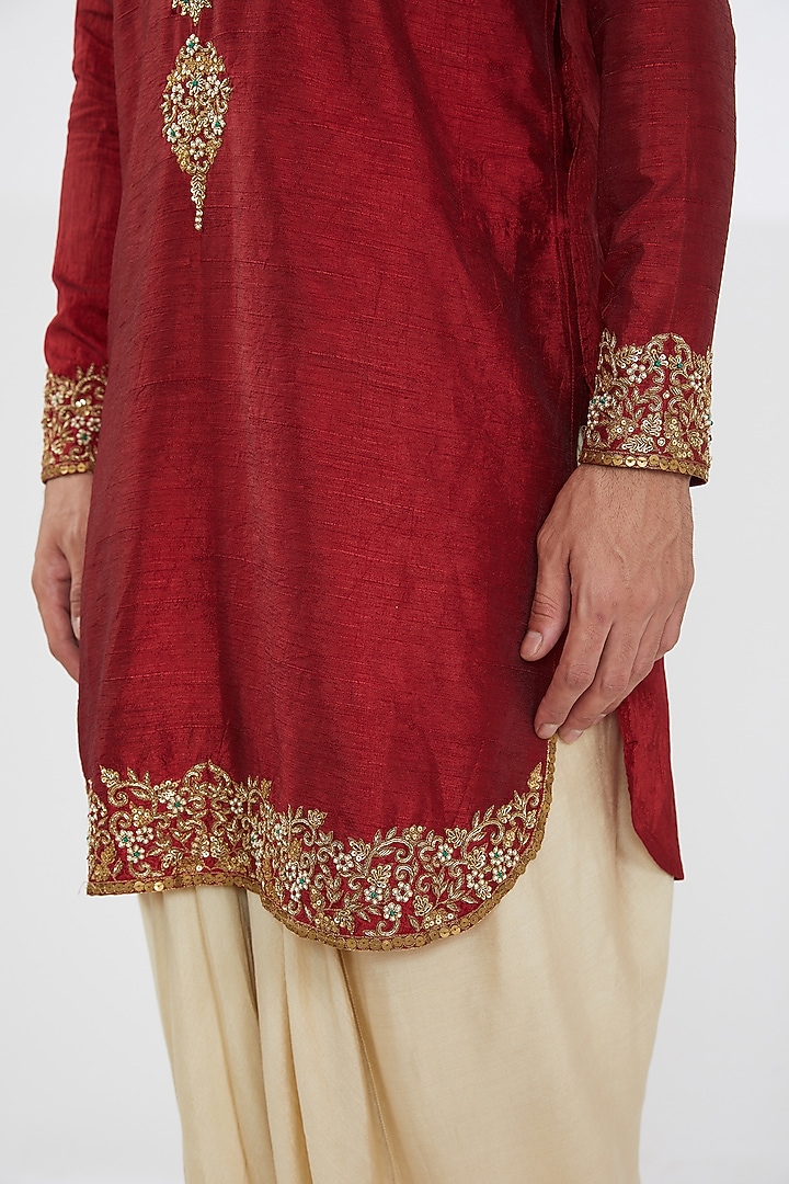 Red Silk Embroidered Kurta Set by Joy Mitra Men at Pernia's Pop Up Shop
