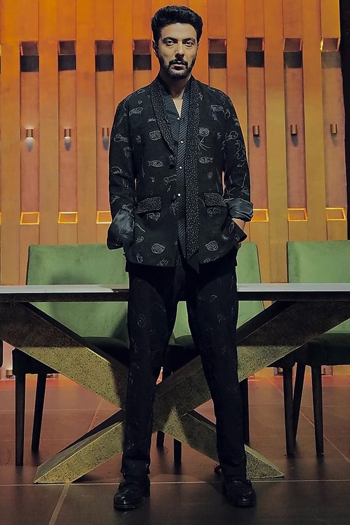 Black Knit Embroidered Blazer Set by Jatin Malik