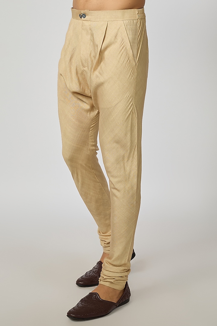 Golden Slub Silk Hand Embroidered Groom Sherwani Set by Jatin Malik at Pernia's Pop Up Shop