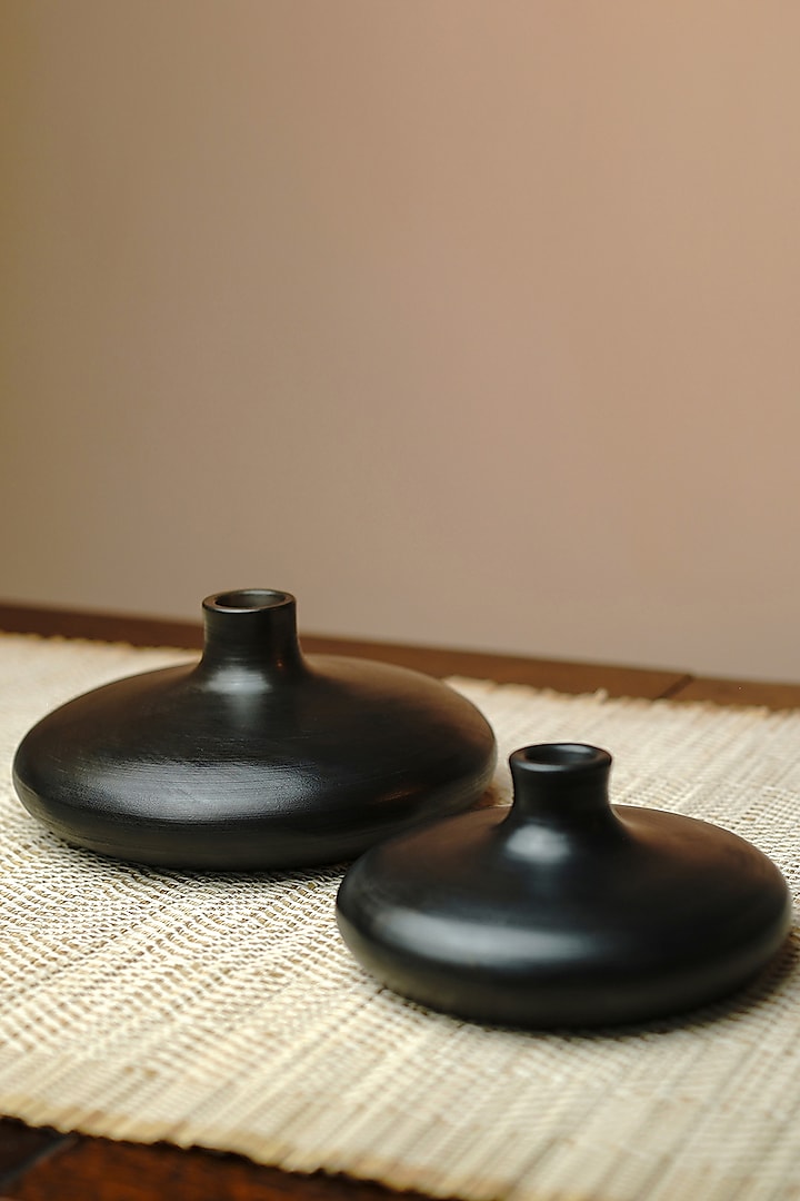 Black Blackened Terracotta Vase (Set of 2) by Jin and Company at Pernia's Pop Up Shop