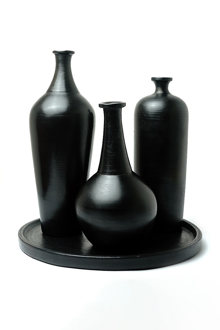 Black Blackened Terracotta Vase Set (Set of 4) by Jin and Company at Pernia's Pop Up Shop