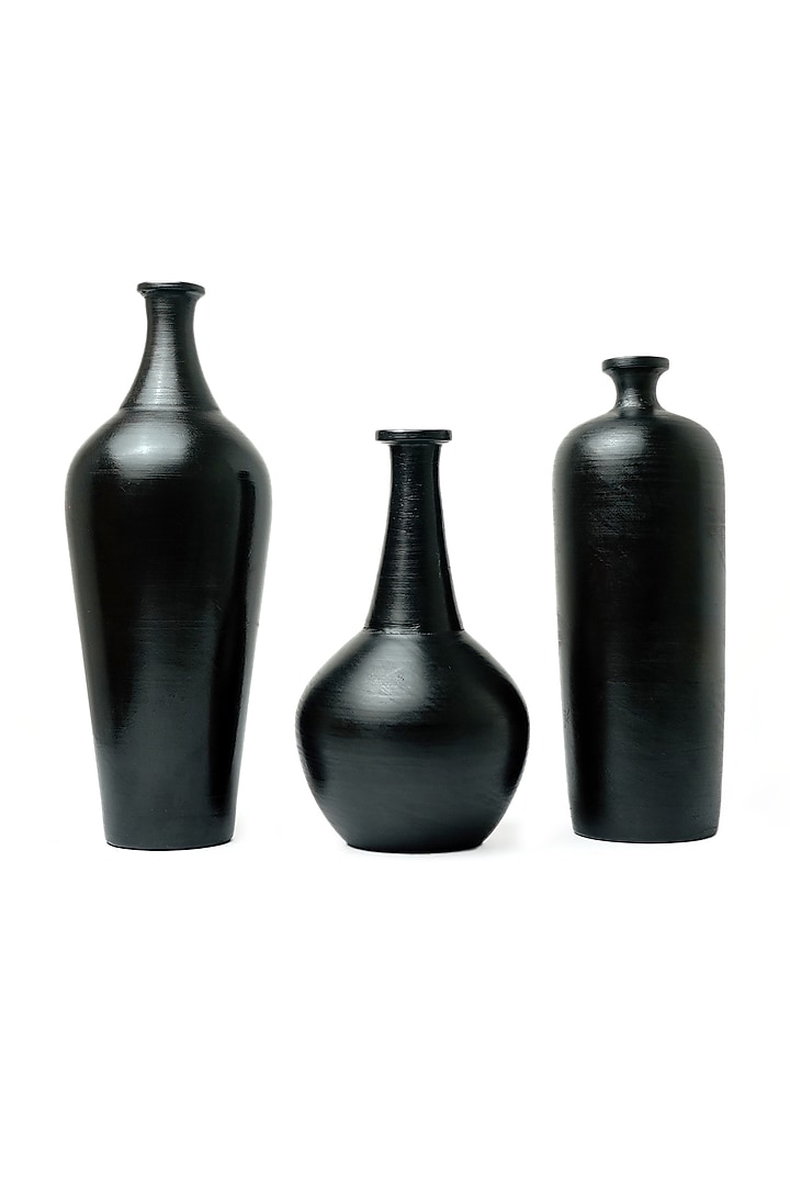 Black Blackened Terracotta Vase Set (Set of 4) by Jin and Company at Pernia's Pop Up Shop
