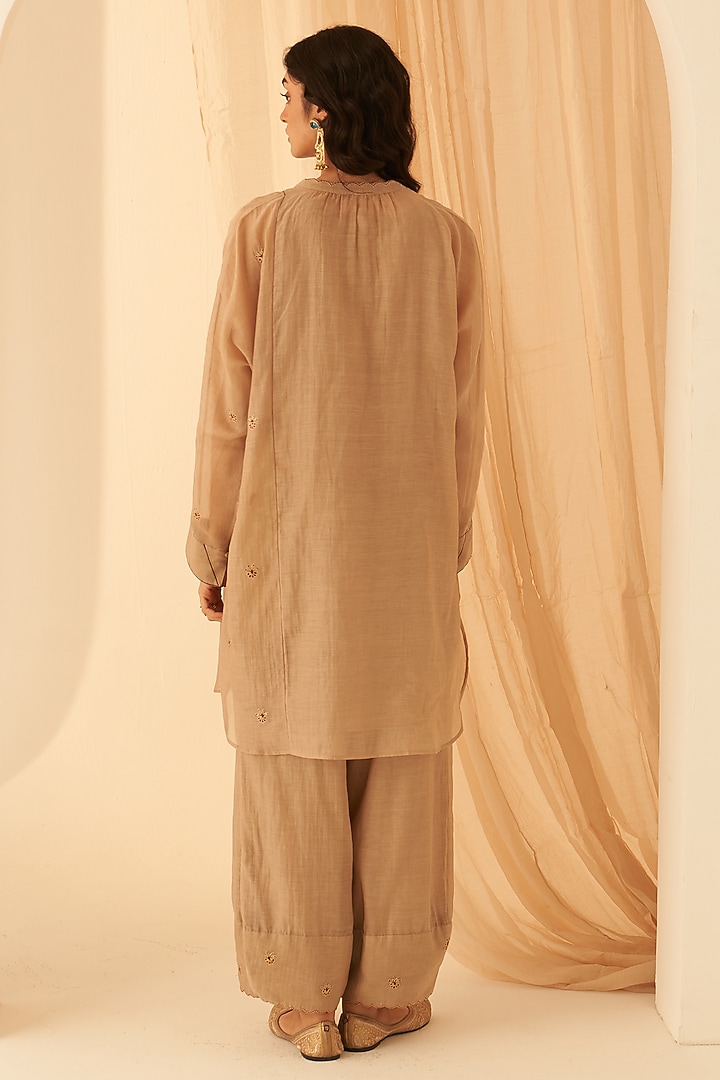 Champagne Chanderi Floral Boota Embroidered Tunic Set by JANKI INDIA at Pernia's Pop Up Shop