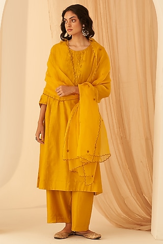 Mustard Chanderi Floral Kantha Embroidered Kurta Set by JANKI INDIA