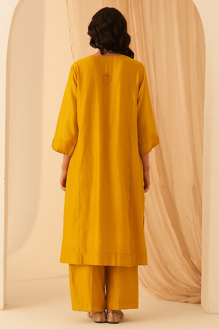 Mustard Chanderi Floral Kantha Embroidered Kurta Set by JANKI INDIA at Pernia's Pop Up Shop