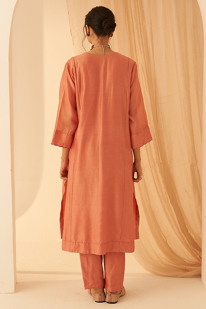 Peach Chanderi Floral Embroidered Kurta Set by JANKI INDIA at Pernia's Pop Up Shop