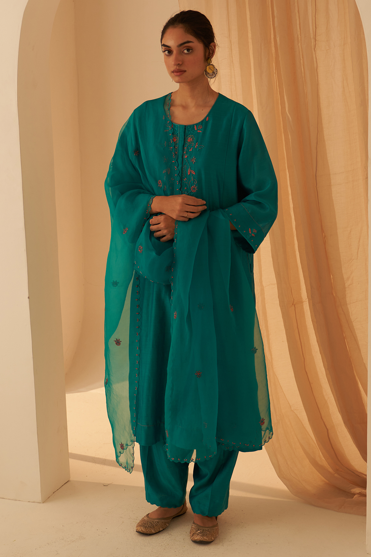 Turquoise Chanderi Resham Embroidered Kurta Set by JANKI INDIA at Pernia's Pop Up Shop