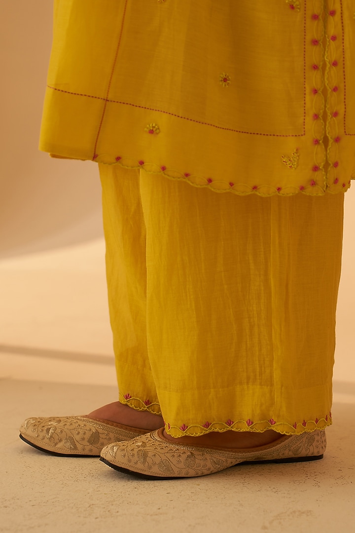Lime Yellow Chanderi Handwork Kurta Set by JANKI INDIA at Pernia's Pop Up Shop