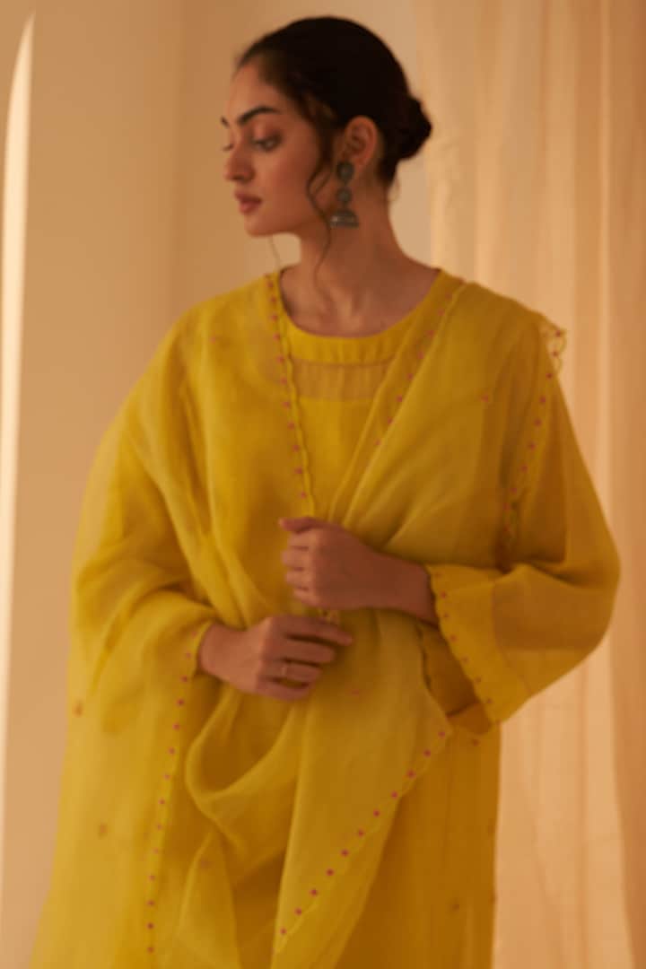 Lime Yellow Chanderi Handwork Kurta Set by JANKI INDIA at Pernia's Pop Up Shop
