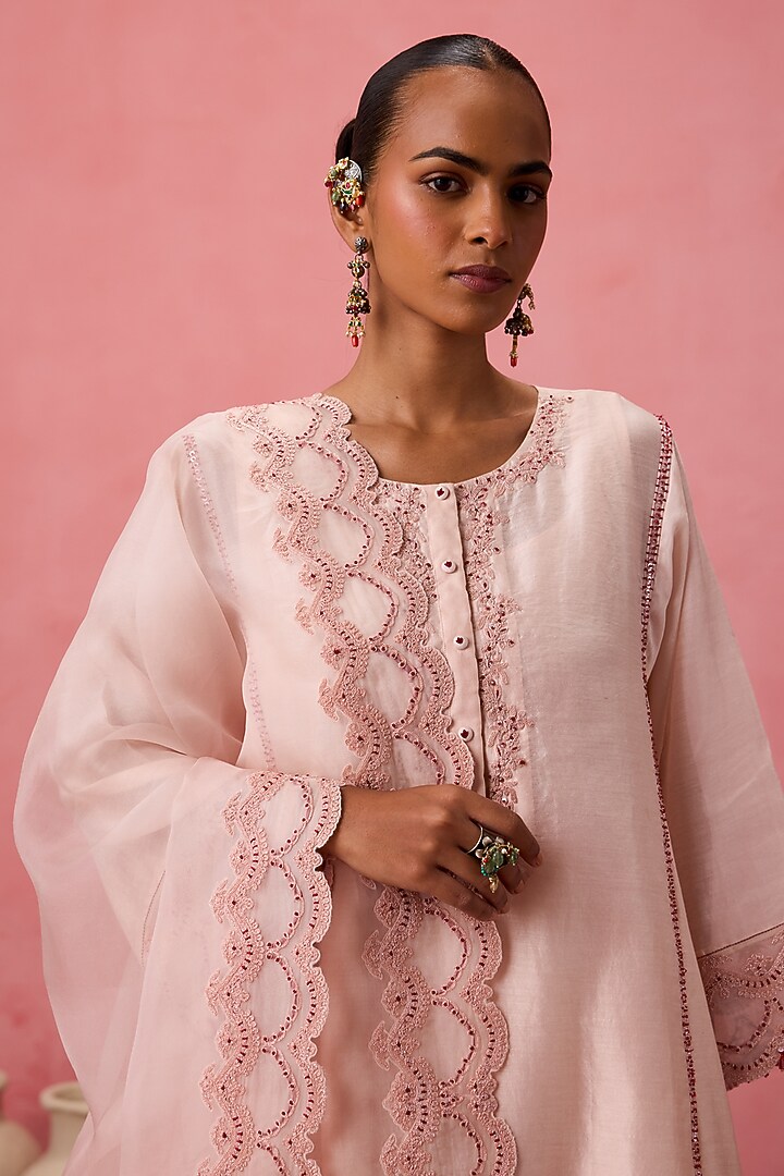 Cozy Peach Chanderi Resham Embroidered Kurta Set by JANKI INDIA at Pernia's Pop Up Shop
