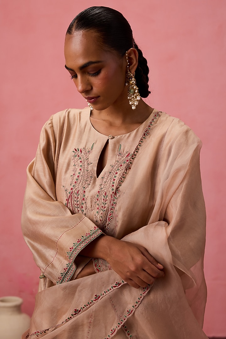 Champagne Chanderi Dori Embroidered Kurta Set by JANKI INDIA at Pernia's Pop Up Shop