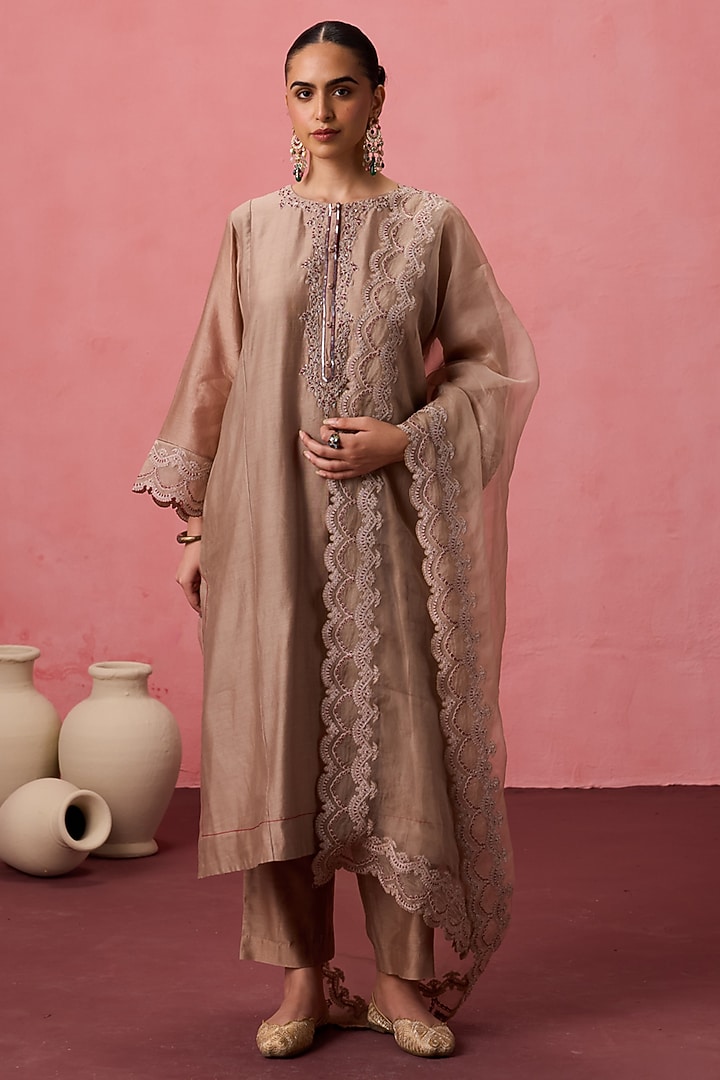 Champagne Chanderi Dori Embroidered Kurta Set by JANKI INDIA at Pernia's Pop Up Shop