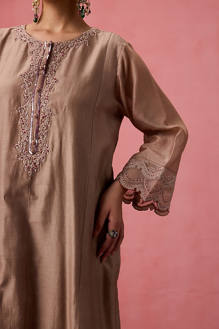 Champagne Chanderi Dori Embroidered Kurta Set by JANKI INDIA at Pernia's Pop Up Shop