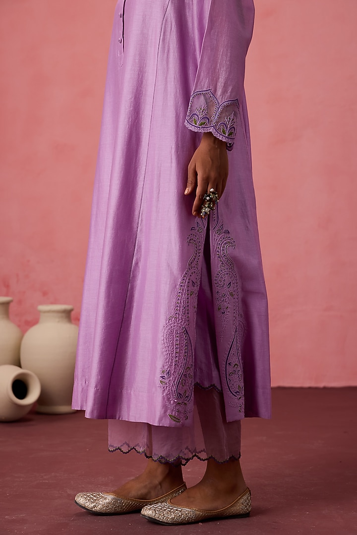 Lilac Chanderi Dori Embroidered Kurta Set by JANKI INDIA at Pernia's Pop Up Shop