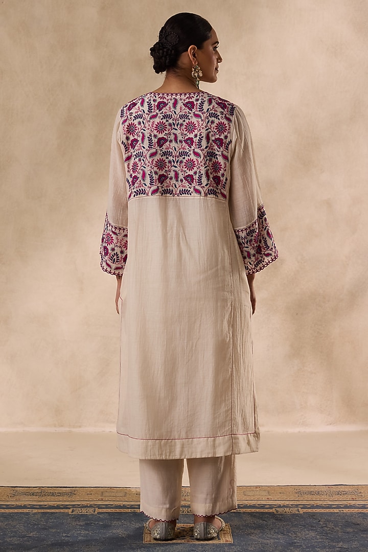 Ivory Chanderi Resham Embroidered Kurta Set by JANKI INDIA at Pernia's Pop Up Shop
