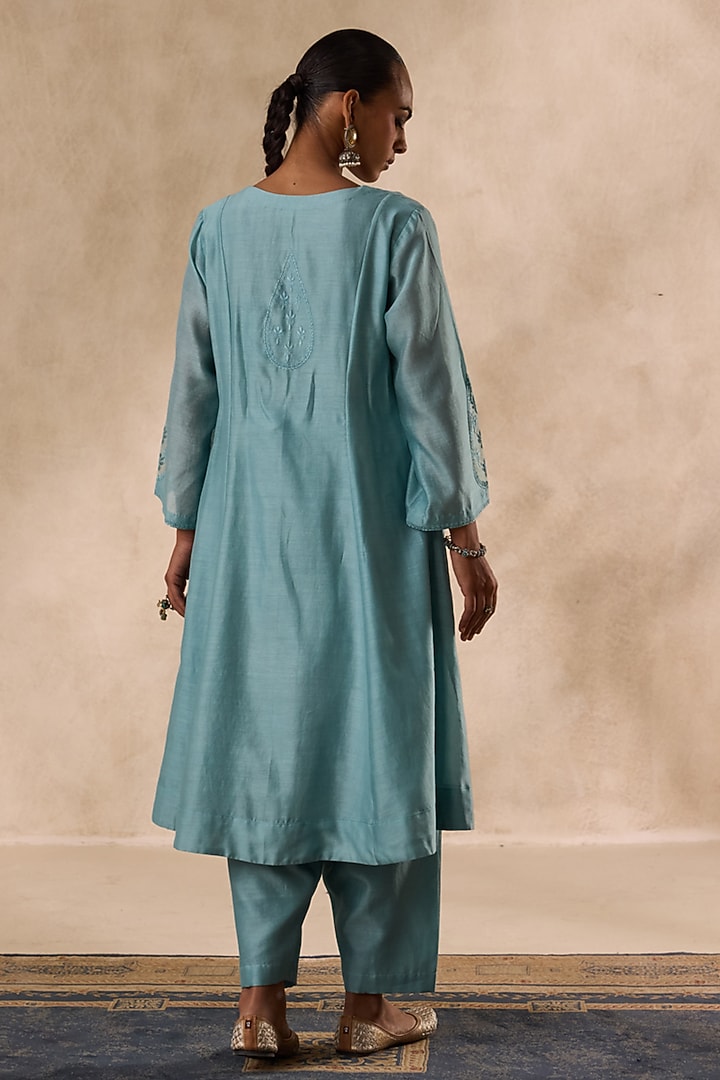 Sky Blue Chanderi Resham Embroidered Kurta Set by JANKI INDIA at Pernia's Pop Up Shop