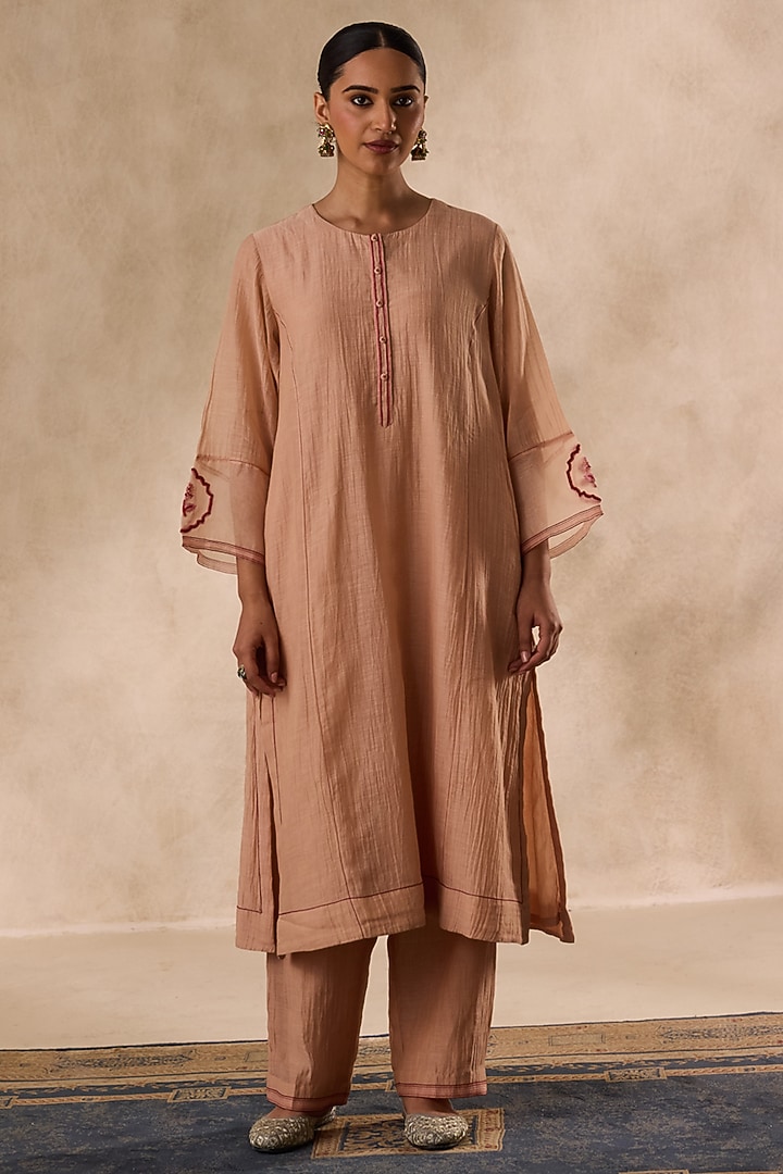 Beige Chanderi Resham Embroidered Kurta Set by JANKI INDIA at Pernia's Pop Up Shop