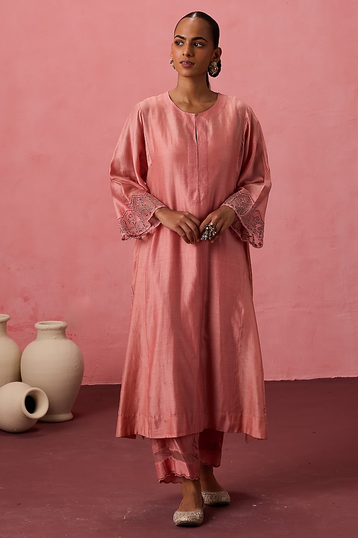 Peach Chanderi Embroidered Kurta Set by JANKI INDIA at Pernia's Pop Up Shop