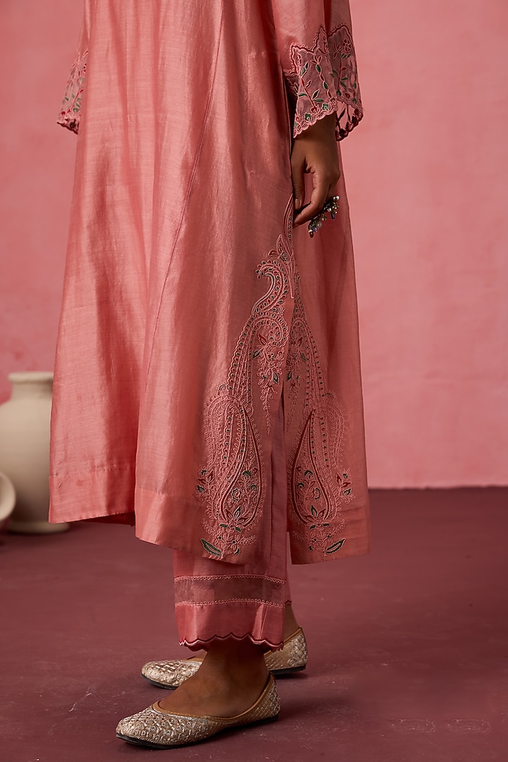 Peach Chanderi Embroidered Kurta Set by JANKI INDIA at Pernia's Pop Up Shop