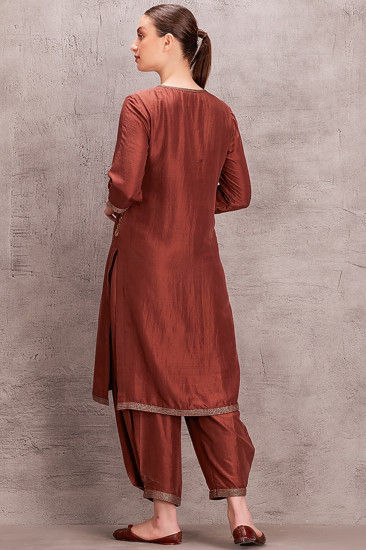 Brown Dupion Silk Thread Embellished Kurta Set by JANKI INDIA at Pernia's Pop Up Shop