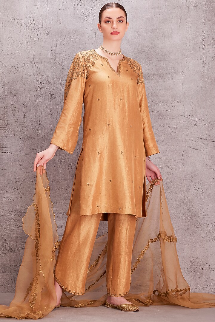 Gold Silk Hand Embellished Kurta Set by JANKI INDIA at Pernia's Pop Up Shop