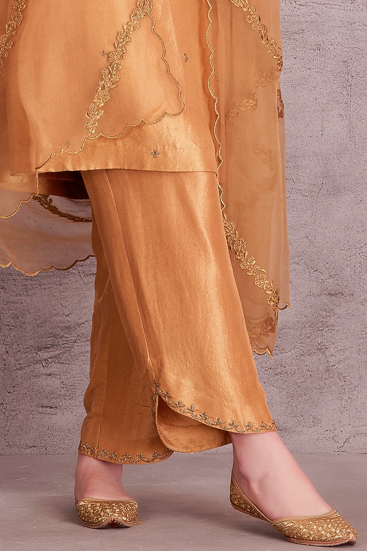 Gold Silk Hand Embellished Kurta Set by JANKI INDIA at Pernia's Pop Up Shop