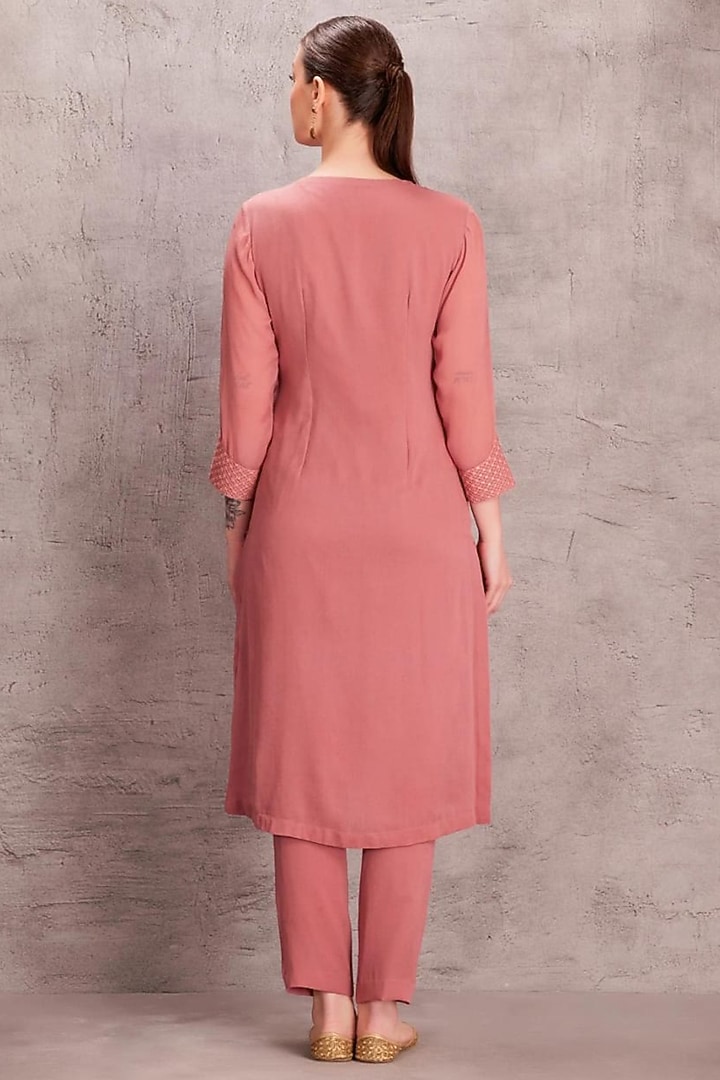 Dusty Pink Georgette Sequins Hand Embellished Kurta Set by JANKI INDIA at Pernia's Pop Up Shop