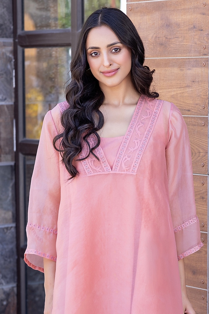 Peach Organza Embroidered Kaftan Set by JANKI INDIA at Pernia's Pop Up Shop