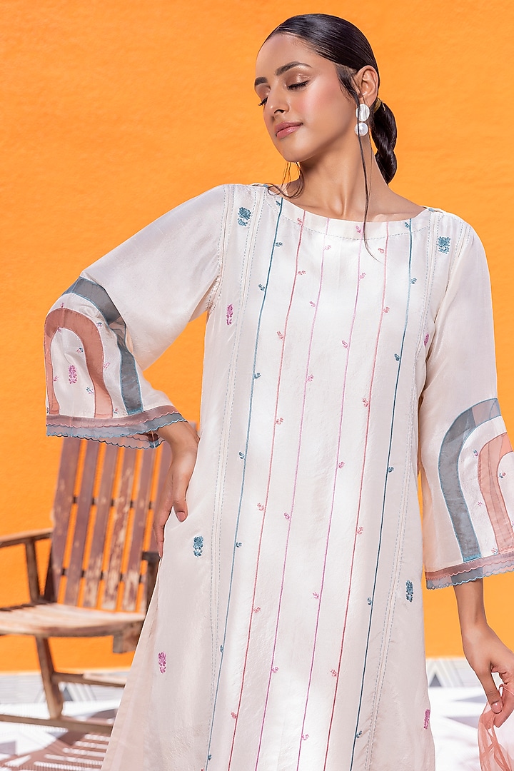 Ivory Silk Embroidered Kurta Set by JANKI INDIA at Pernia's Pop Up Shop