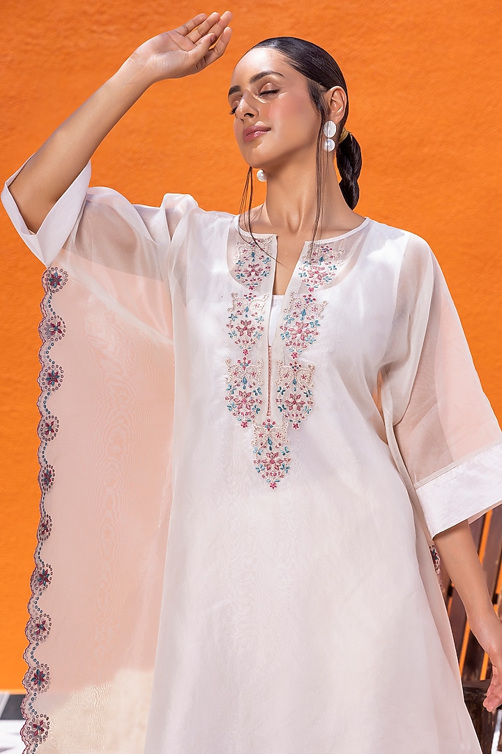 Ivory Organza Paisley & Thread Embroidered Kaftan Set by JANKI INDIA at Pernia's Pop Up Shop