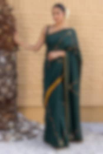 Emerald Green Chanderi Dabka Work Saree Set by JANKI INDIA at Pernia's Pop Up Shop