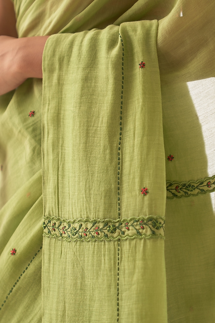 Green Chanderi Hand Work Wedding Saree Set by JANKI INDIA at Pernia's Pop Up Shop