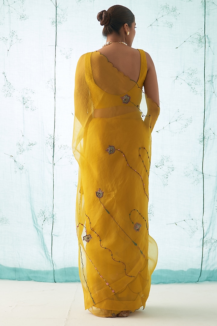 Yellow Organza Hand Work Wedding Saree Set by JANKI INDIA at Pernia's Pop Up Shop