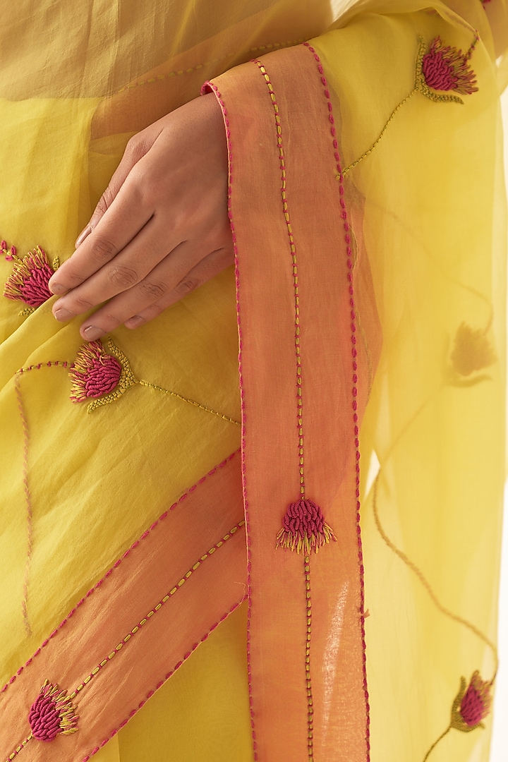 Yellow Organza Hand Work Wedding Saree Set by JANKI INDIA at Pernia's Pop Up Shop