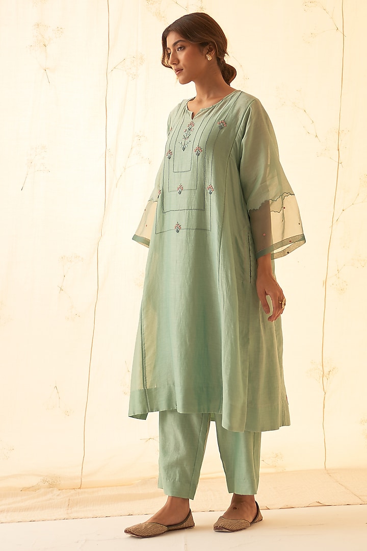 Aqua Chanderi Hand Work Kurta Set by JANKI INDIA at Pernia's Pop Up Shop