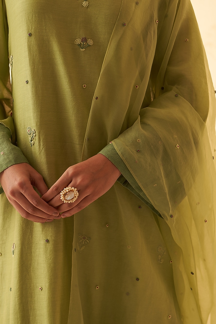 Lime Green Chanderi Hand Work Kurta Set by JANKI INDIA at Pernia's Pop Up Shop