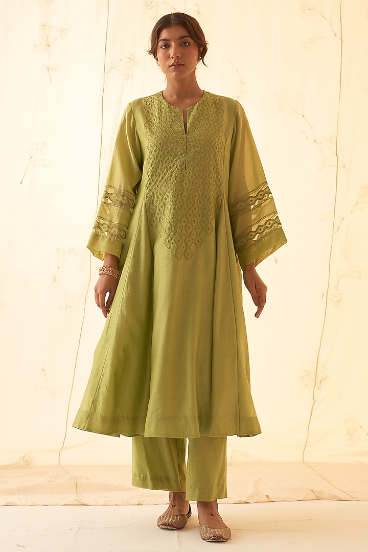 Lime Green Chanderi Kurta Set by JANKI INDIA at Pernia's Pop Up Shop