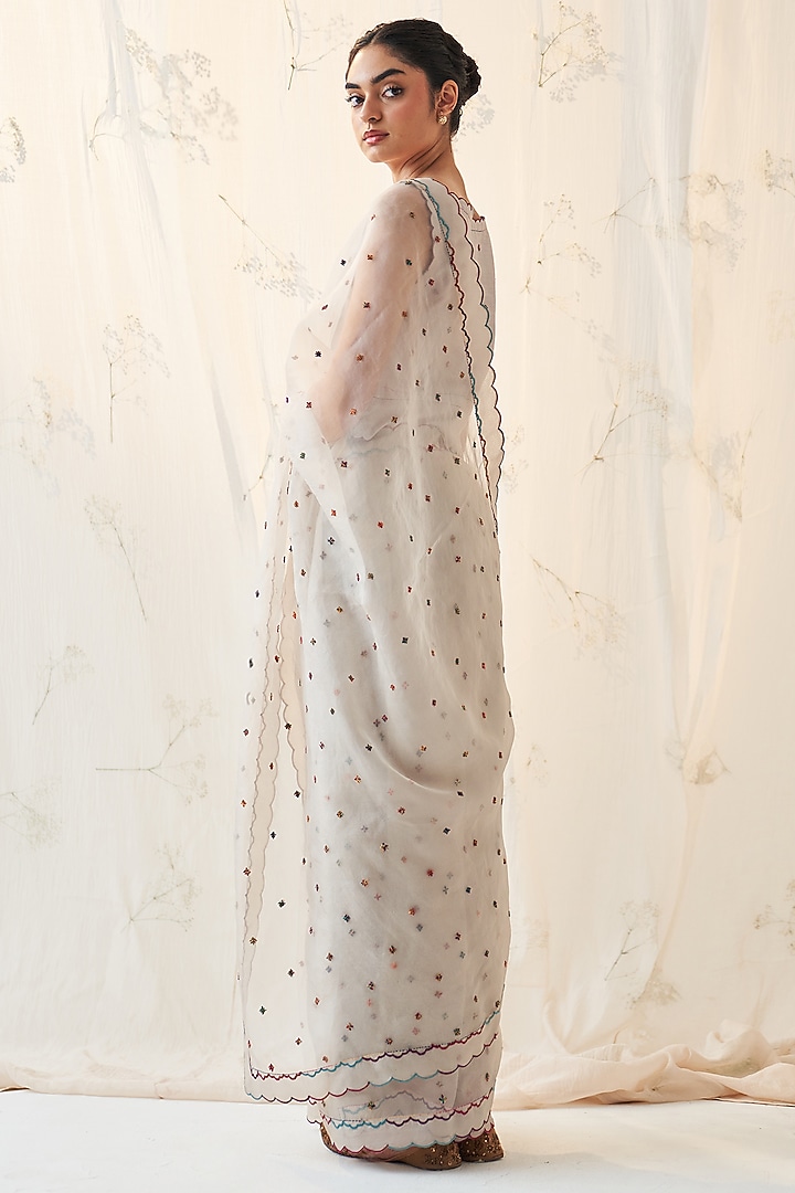Ivory Organza Thread & Resham Embellished Wedding Saree Set by JANKI INDIA at Pernia's Pop Up Shop
