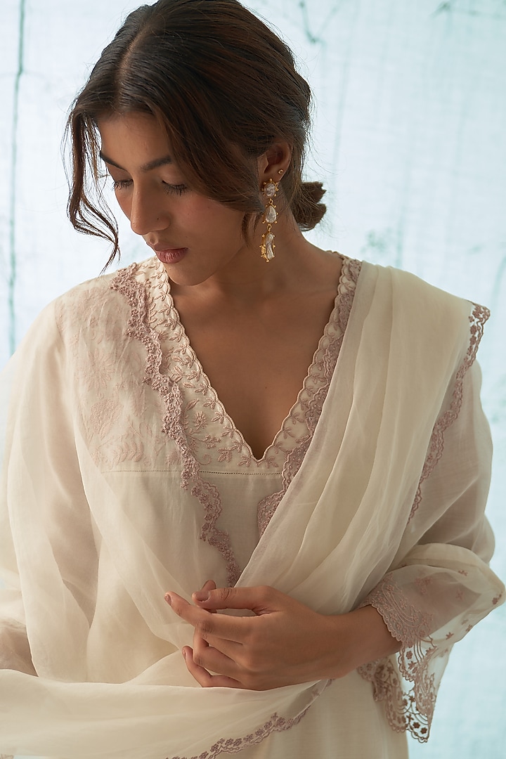 Ivory Chanderi Embroidered Kurta Set by JANKI INDIA at Pernia's Pop Up Shop