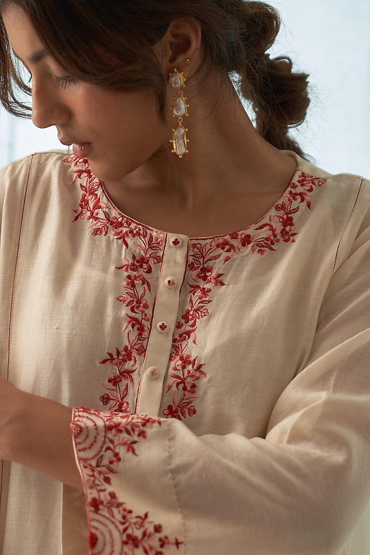 Ivory Chanderi Embroidered Kurta Set by JANKI INDIA at Pernia's Pop Up Shop