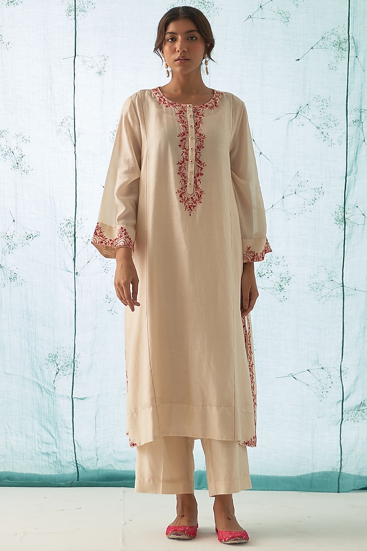 Ivory Chanderi Embroidered Kurta Set by JANKI INDIA at Pernia's Pop Up Shop