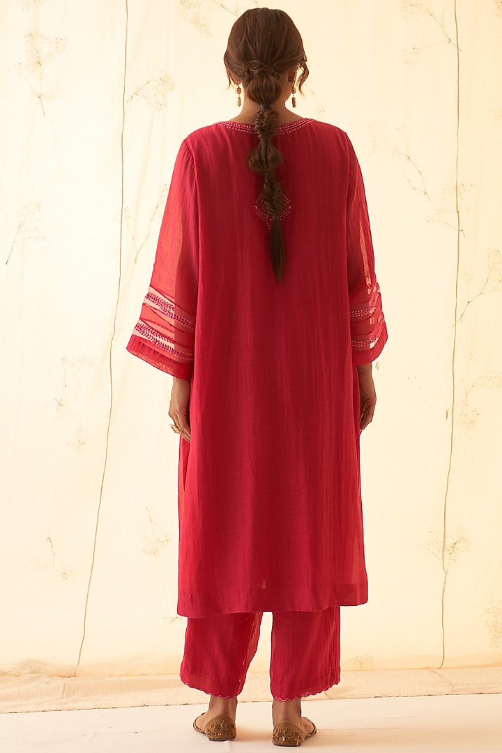 Fuchsia Chanderi Handwork & Embroidered Kurta Set by JANKI INDIA at Pernia's Pop Up Shop