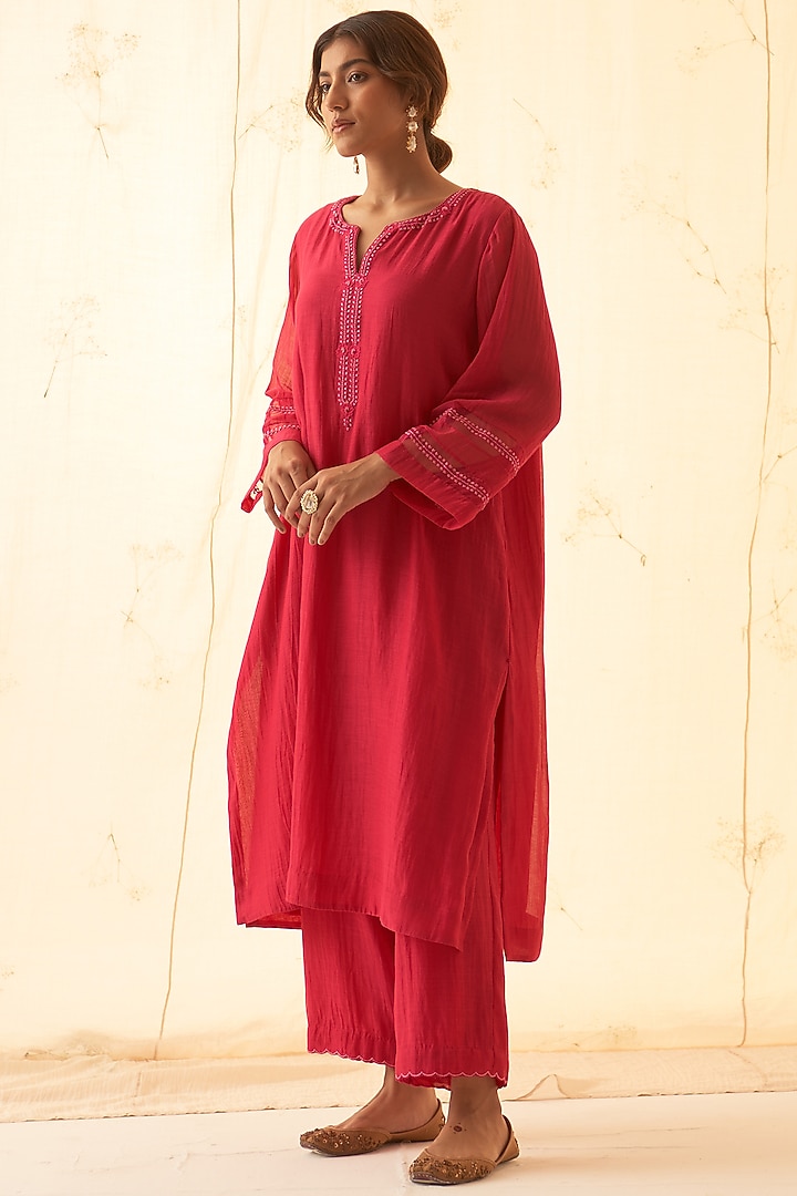 Fuchsia Chanderi Handwork & Embroidered Kurta Set by JANKI INDIA at Pernia's Pop Up Shop
