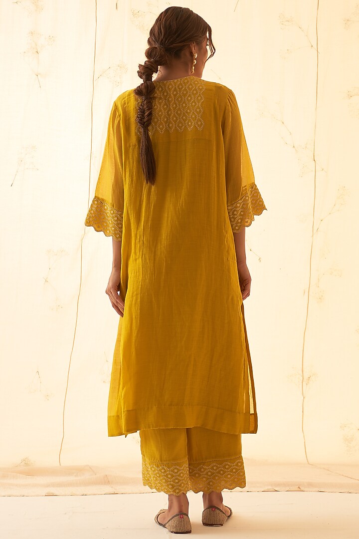 Yellow Chanderi Embroidered Kurta Set by JANKI INDIA at Pernia's Pop Up Shop