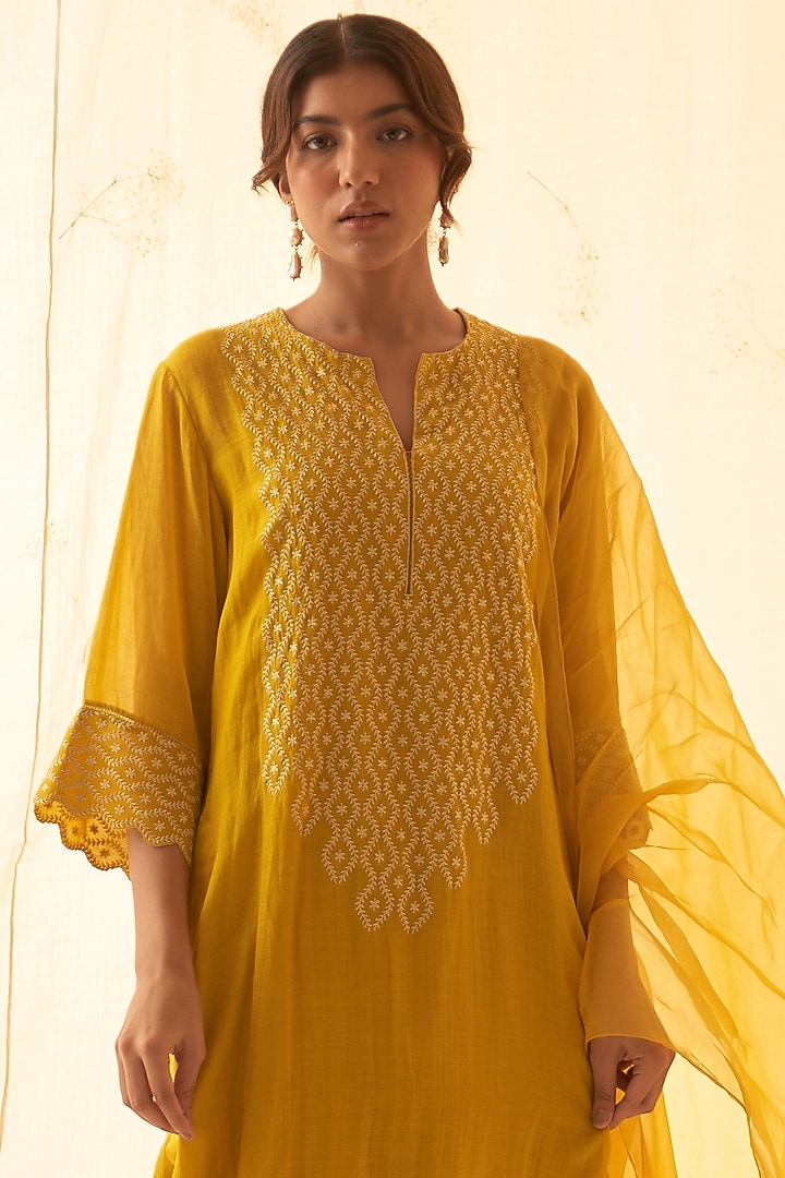 Yellow Chanderi Embroidered Kurta Set by JANKI INDIA at Pernia's Pop Up Shop