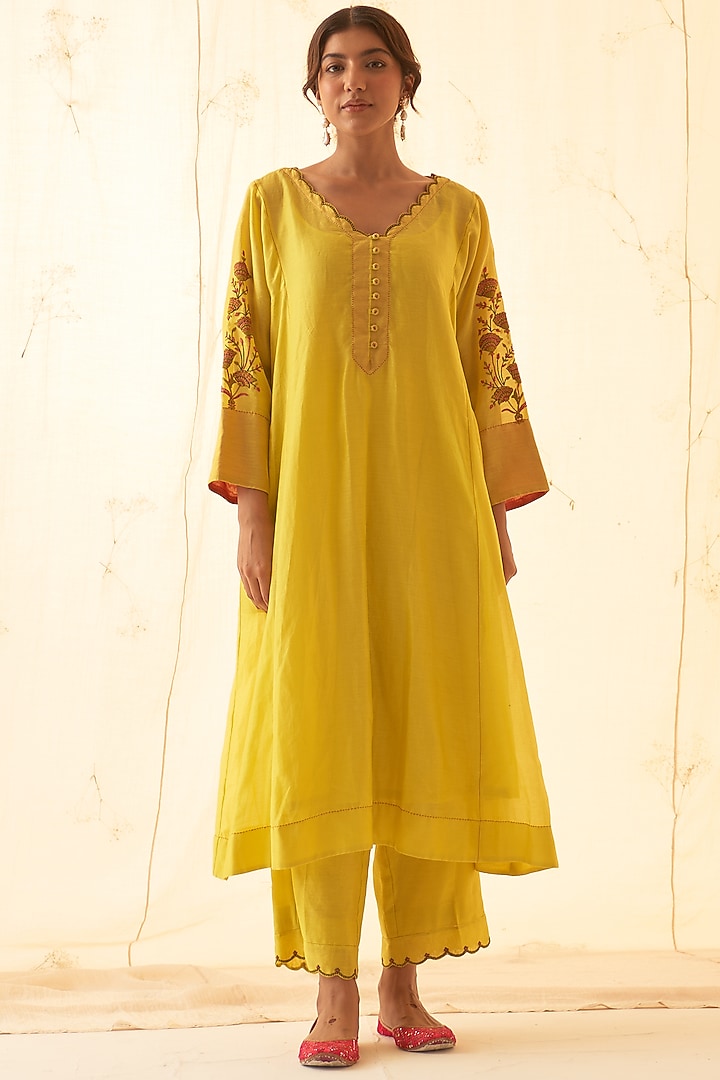 Yellow Organic Chanderi Embroidered Kurta Set by JANKI INDIA at Pernia's Pop Up Shop